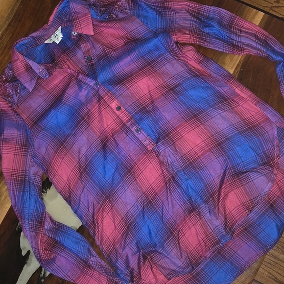 Lucky Brand Women's Plaid Button Down Shirt in Pink and Blue - Picture 1 of 7
